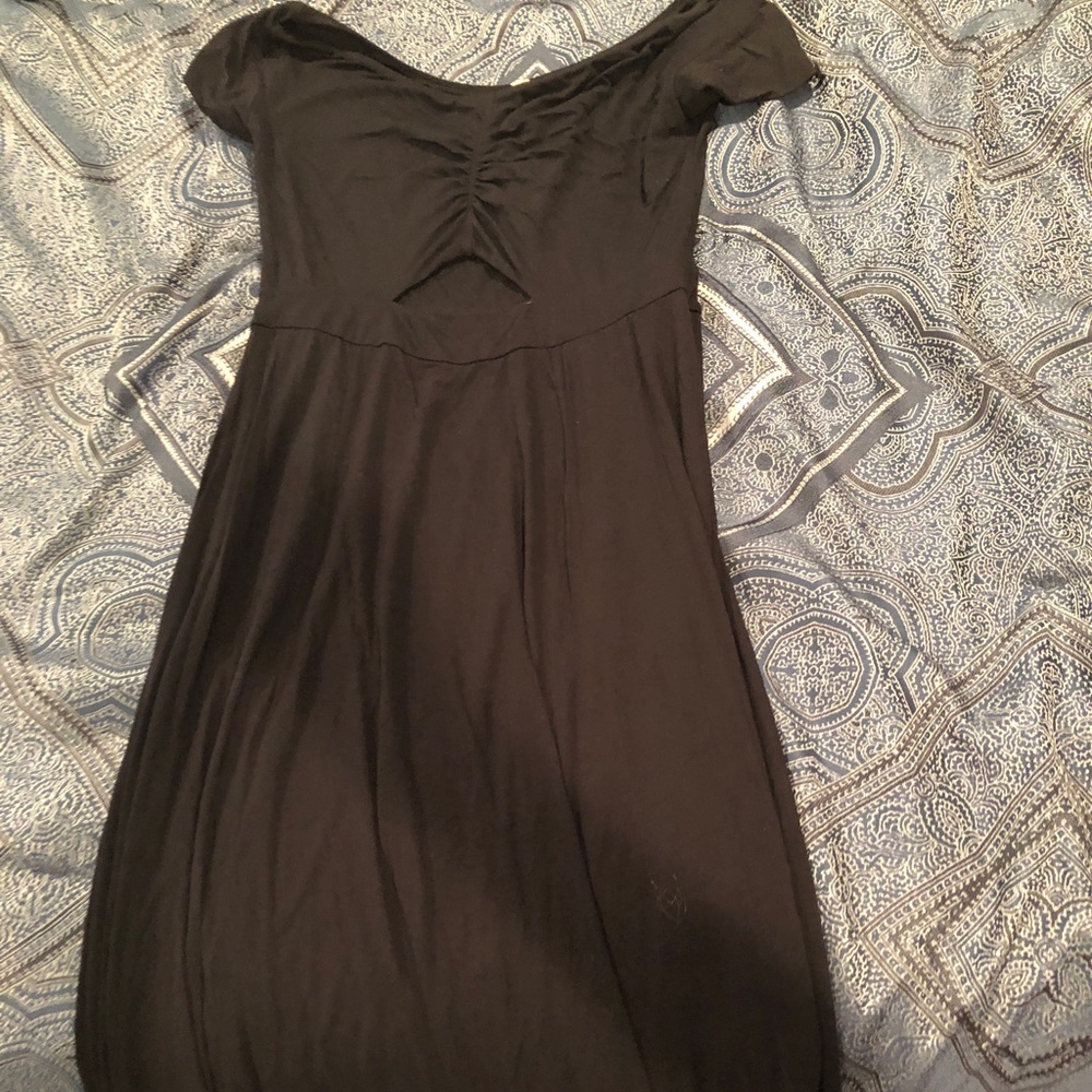 Black short sleeve cut out maxi dress
